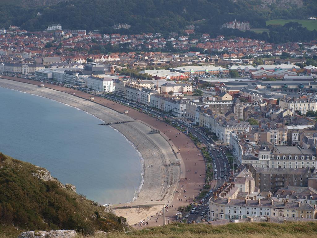 Bed and Breakfast Anglesey House Llandudno Exteriér fotografie