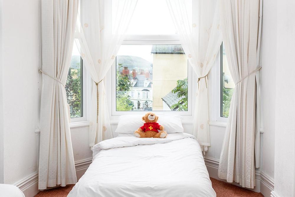 Bed and Breakfast Anglesey House Llandudno Exteriér fotografie